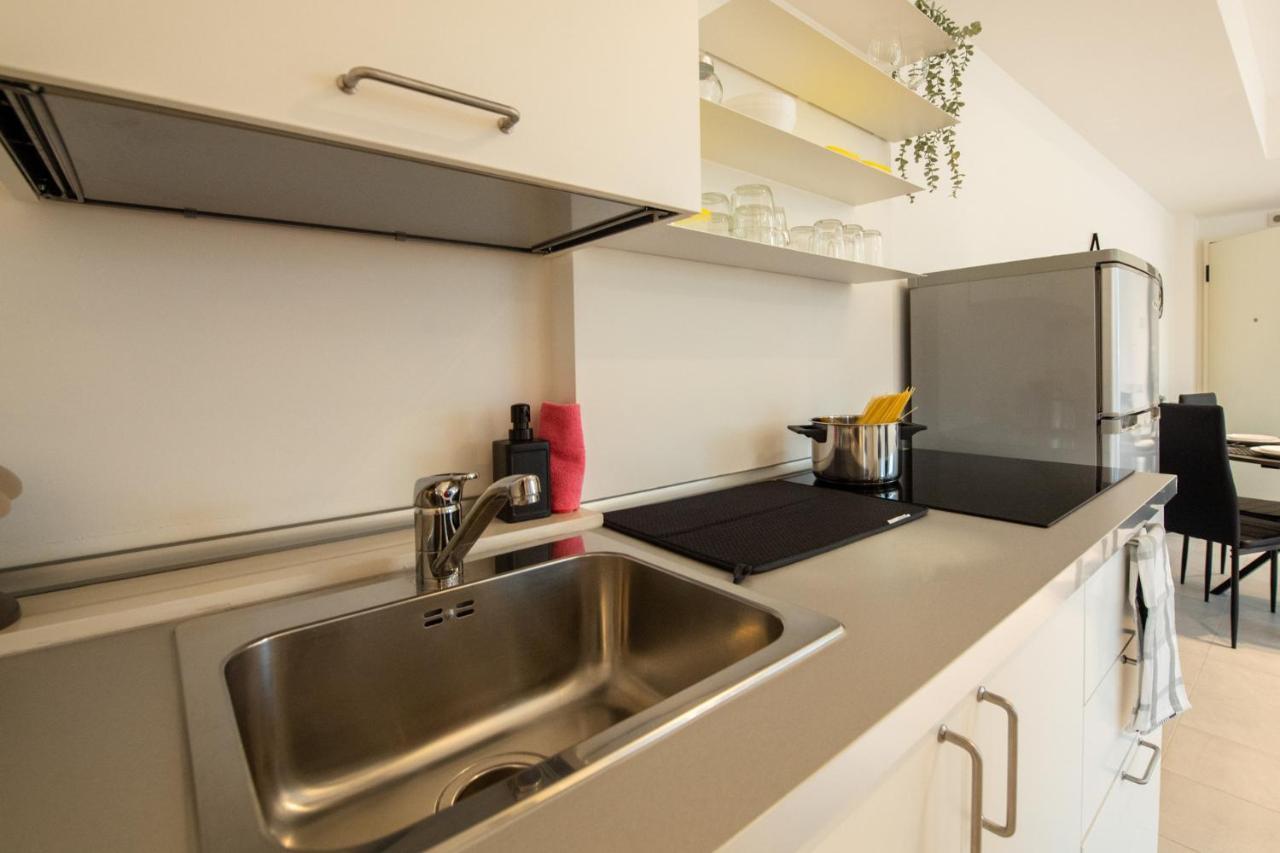 파르마 350 M Dalla Stazione L Parcheggio Free L Nova Loft 아파트 외부 사진
