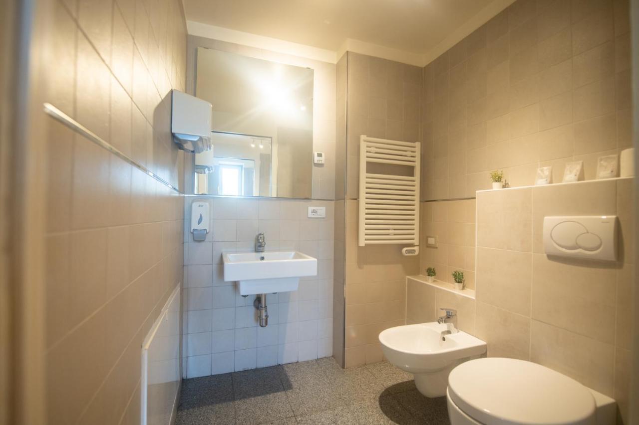 파르마 350 M Dalla Stazione L Parcheggio Free L Nova Loft 아파트 외부 사진